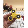 Finger spinner